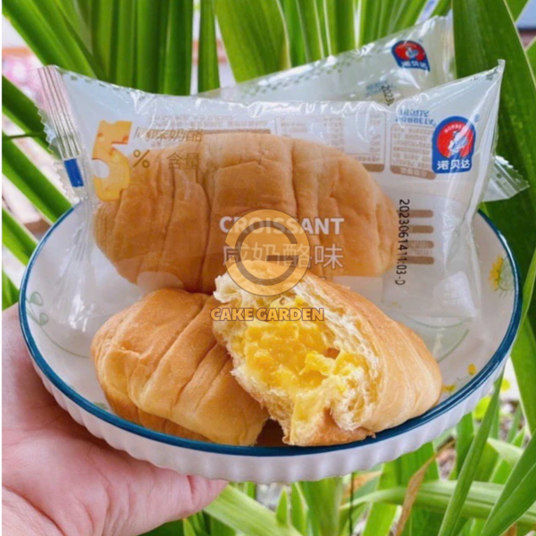 Bánh Bông Lan Sừng Bò Phô Mai